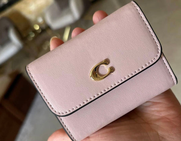 Coach Essential Card Holder Wallet Pink